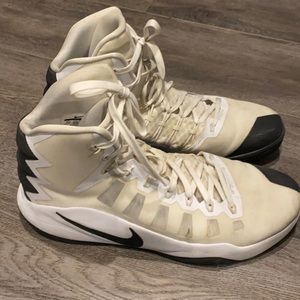 Nike Zoom basketball shoes